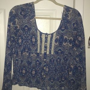 Flowy Long-sleeve top